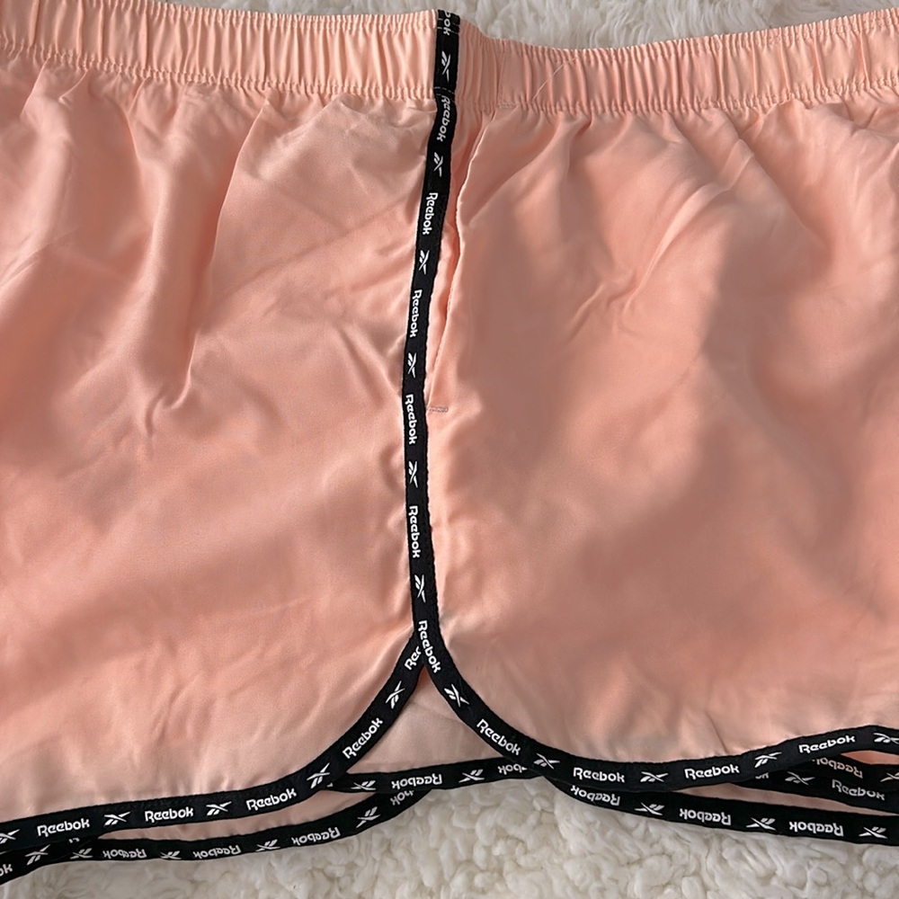 NWT Reebok Fast Track Short - Picture 8 of 10